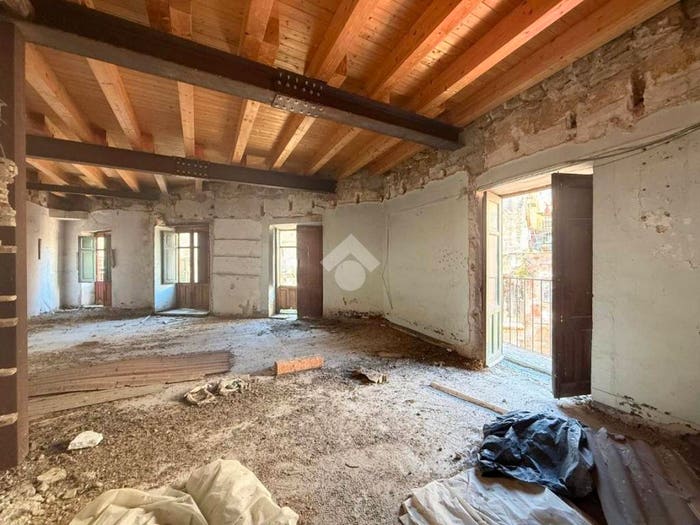 Appartamento quadrilocale in vendita in Via Lattarini, Kalsa, Palermo