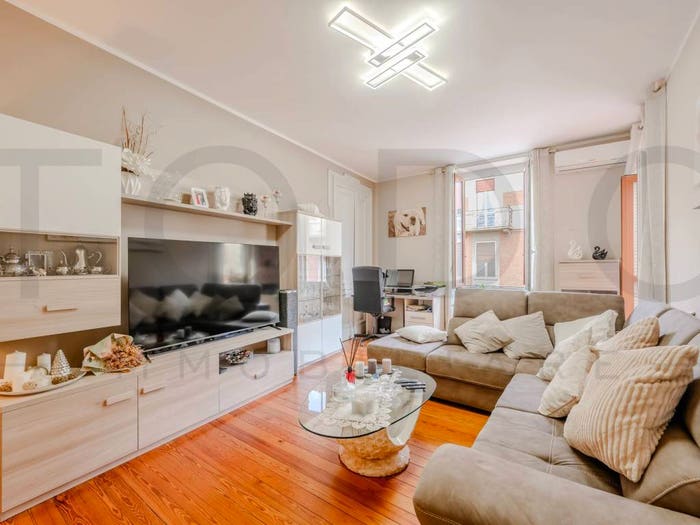 Casa con 6 locali in vendita in Via Guglielmo Marconi, Centro Storico, Biella