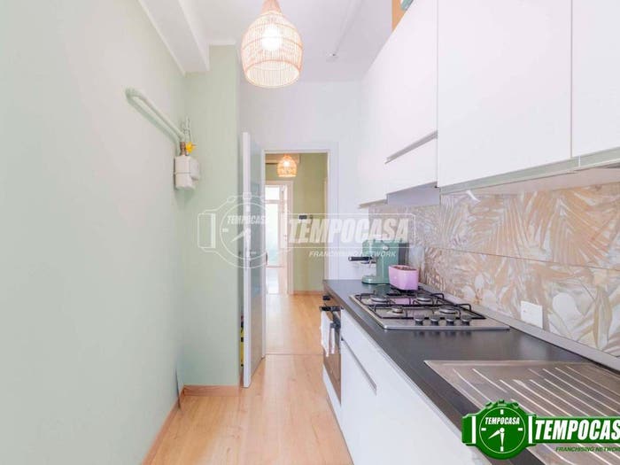 Appartamento bilocale in vendita in Via Val Trompia, Roserio, Milano