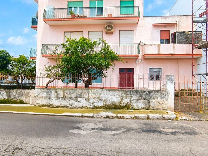 Casa con 6 locali in vendita in Via Monsignor Pietro Doimo Munzani, Santa Chiara Sant'Angelo, Brindisi