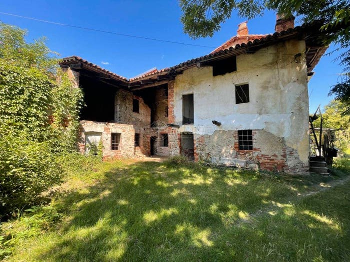 Casa quadrilocale in vendita in Via San Giorgio, Villate, Mercenasco