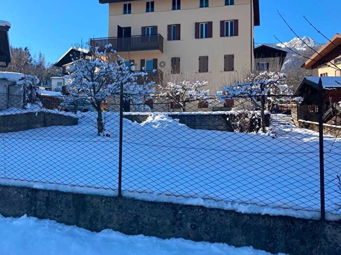 Appartamento trilocale in vendita in Ampezzo