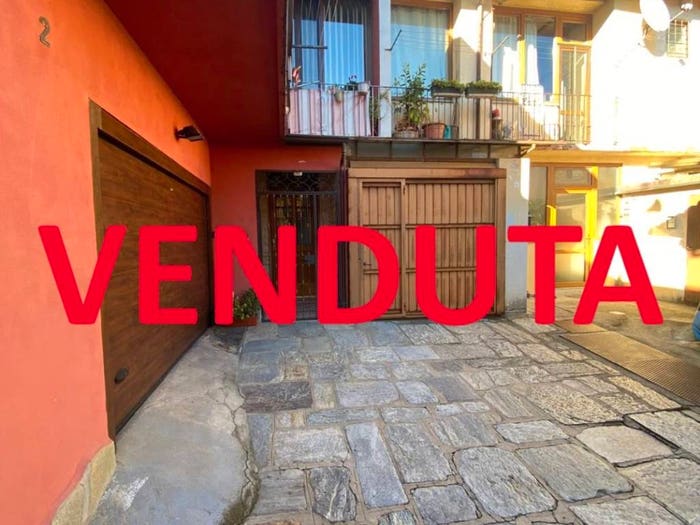 Casa trilocale in vendita in Via G Rebuschini, Centro, Besozzo