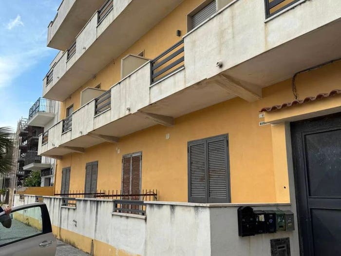 Appartamento con 6 locali in vendita in Viale Italia No Number, Mondragone