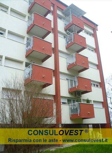 Appartamento quadrilocale in vendita in Via Giuseppe Di Vittorio, Centro, Locate di Triulzi