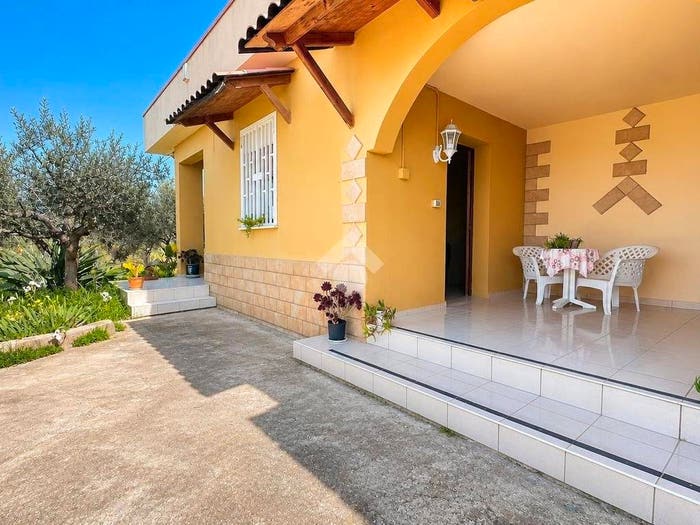 Casa con 6 locali in vendita in Contrada margi sottana, Partinico