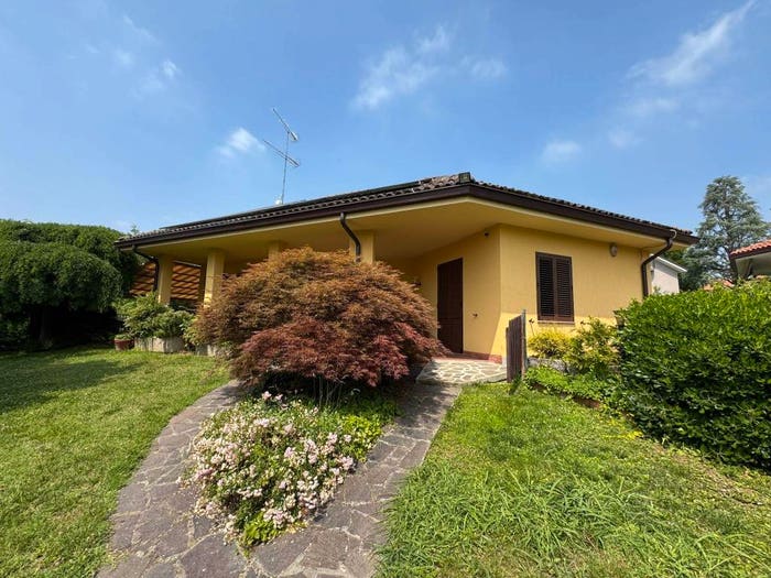 Casa con 6 locali in vendita in Via Dazio, Valle San Bartolomeo, Alessandria