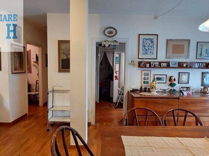 Appartamento con 5 locali in vendita in Via Maroncelli, Marco Polo Don Bosco, Viareggio