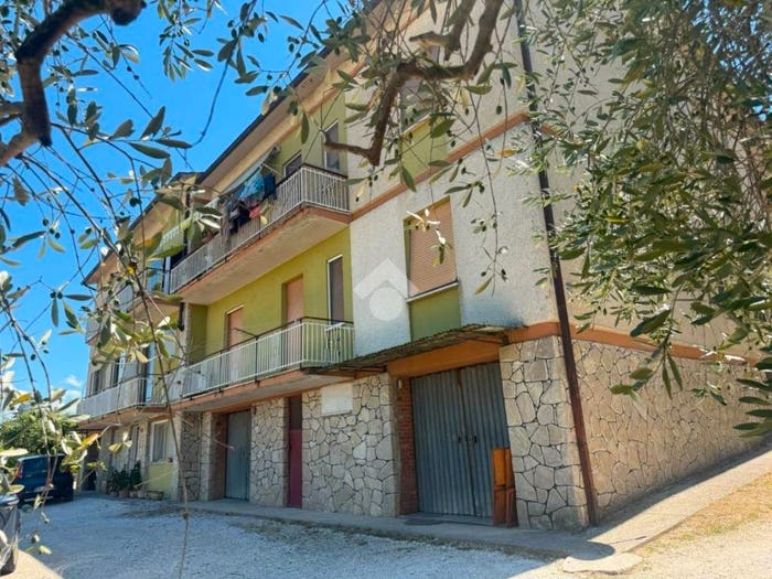 Appartamento con 5 locali in vendita in Strada amelia giove, Centro, Amelia