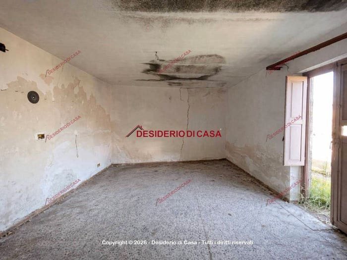 Casa con 5 locali in vendita in Via Fornaci, Centro, Patti