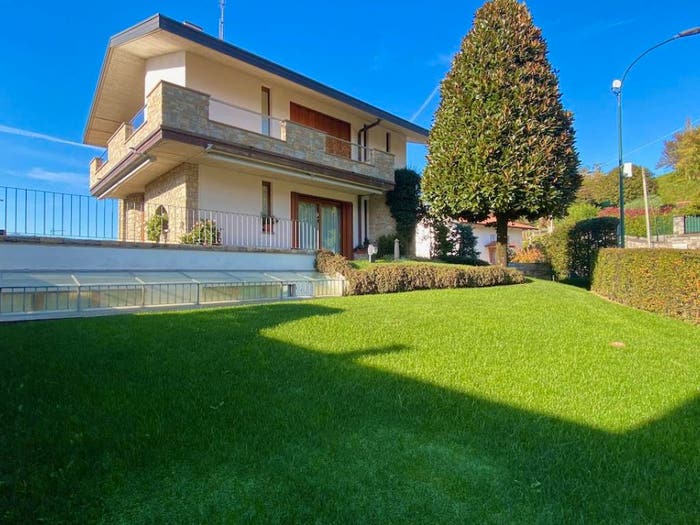 Casa quadrilocale in vendita in VIA SANTA CATERINA DA SIENA, Centro, Cisano Bergamasco
