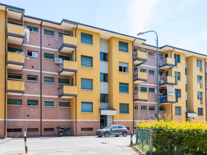 Appartamento trilocale in vendita in Via Francoforte, San Donato, Bologna