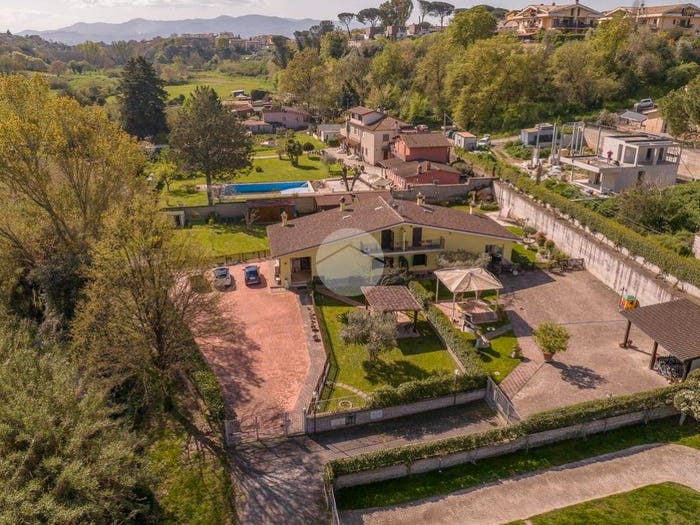 Casa quadrilocale in vendita in Via Fosso dell'Osa, Castelverde, Roma