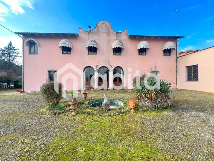 Casa con 6 locali in vendita in Via Aretina, Levanella, Montevarchi