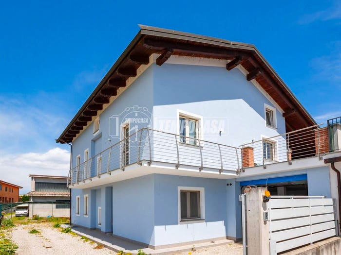 Casa con 5 locali in vendita in Via Macallè, Centro, Fossano