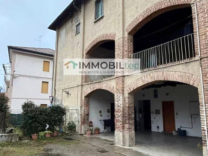 Appartamento bilocale in vendita in Centro, Cogliate