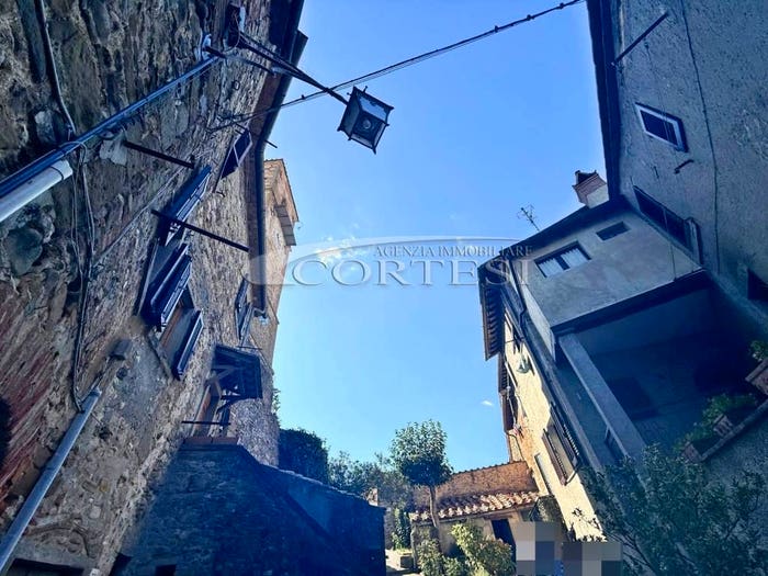 Appartamento bilocale in vendita in Via della Propositura, Centro, Anghiari