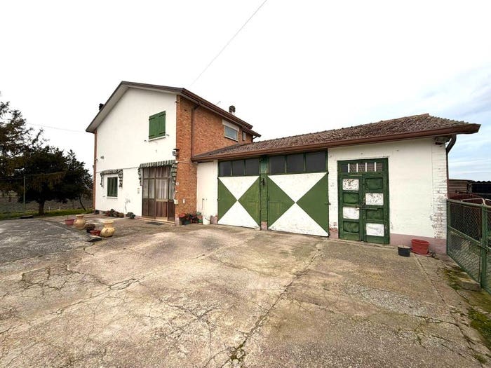 Casa con 6 locali in vendita in Località Acquamarza Alta, Cavarzere