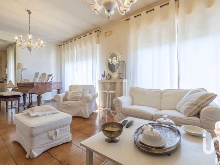Casa con 6 locali in vendita in Via LEONARDO DA VINCI, Trodica, Morrovalle