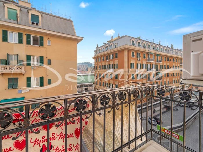 Appartamento trilocale in vendita in Via Giovanni Torti, San Fruttuoso, Genova