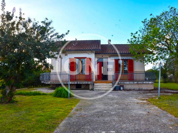 Casa trilocale in vendita in Via San Cataldo, San Cataldo, San Giovanni Incarico