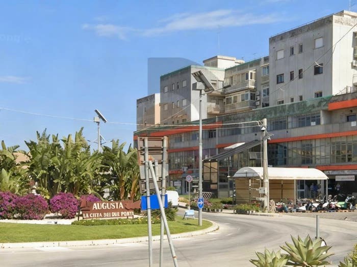 Appartamento con 5 locali in vendita in Traversa Via F De Roberto, Centro, Augusta