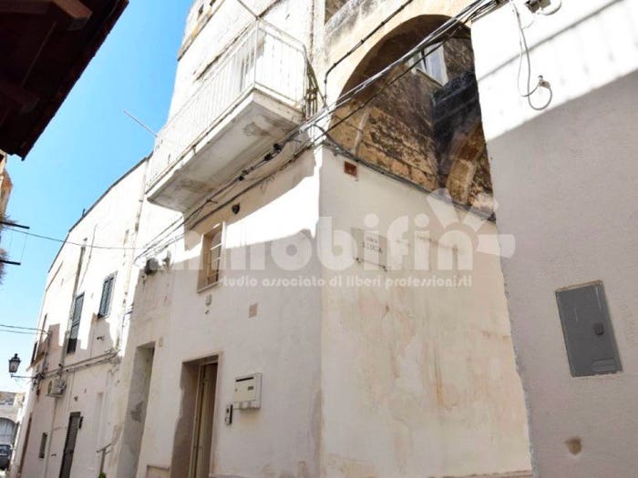 Appartamento trilocale in vendita in Oria