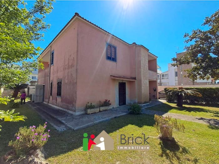 Casa con 6 locali in vendita in Via Odino, Marechiaro, Anzio