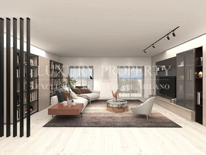 Appartamento quadrilocale in vendita in Via Paolo Giovio, Vercelli Wagner, Milano
