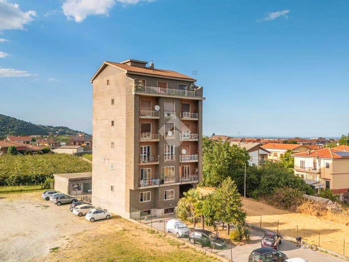 Appartamento con 5 locali in vendita in via piasco, Costiglione Saluzzo, Costigliole Saluzzo