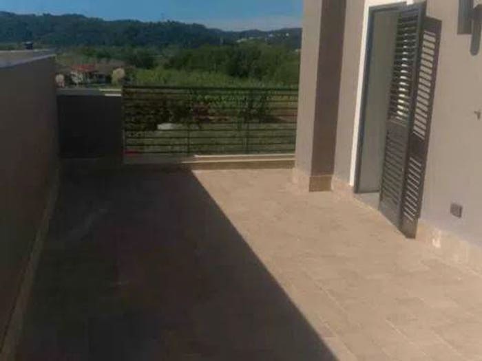 Appartamento trilocale in vendita in Via Ugo La Malfa, Centro, Santo Stefano di Magra