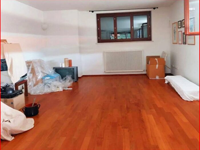 Appartamento trilocale in vendita in Viale della Resistenza, Tavernelle, Panicale