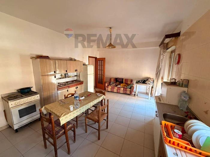 Appartamento con 6 locali in vendita in VIA ACHILLE GRANDI, Canicattì