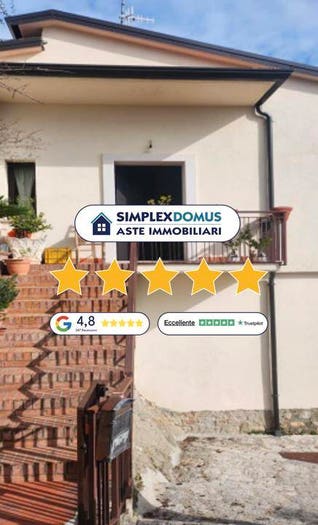 Appartamento quadrilocale in vendita in Via San Pietro De Ferraris, Montefusco