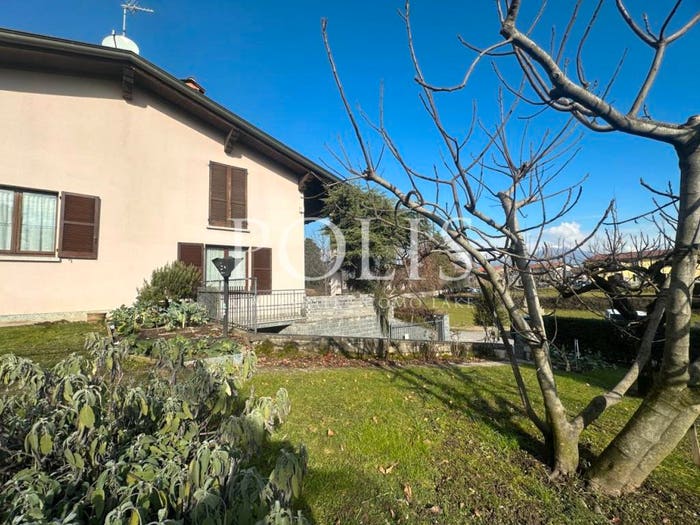 Casa con 5 locali in vendita in VIA PER CARCANO SNC, Albavilla