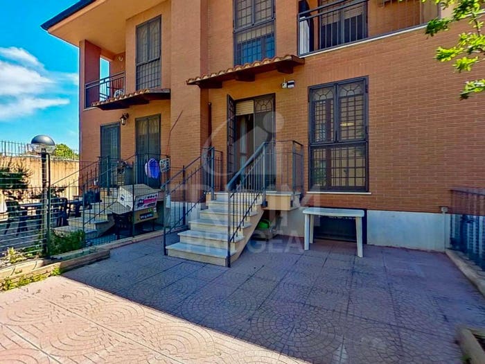 Casa con 5 locali in vendita in Viale Attilio Bertolucci, Settecamini, Roma