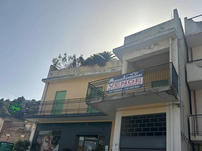 Casa quadrilocale in vendita in Via Nuova, Gualtieri Sicaminò