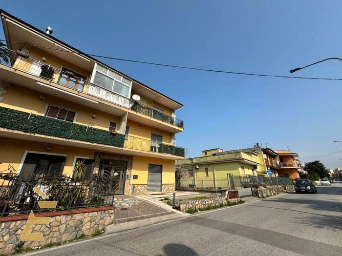 Appartamento quadrilocale in vendita in Via Santa Maria la Carità, Sant'Antonio Abate