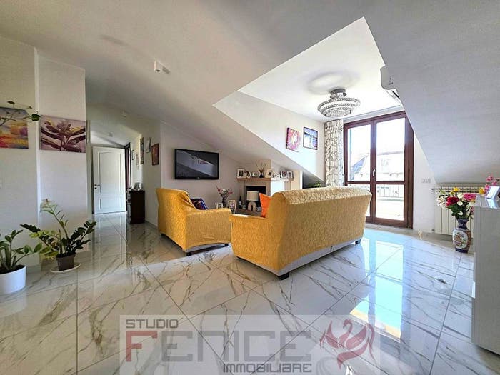 Casa trilocale in vendita in Via Giuseppe Garibaldi, Teverola