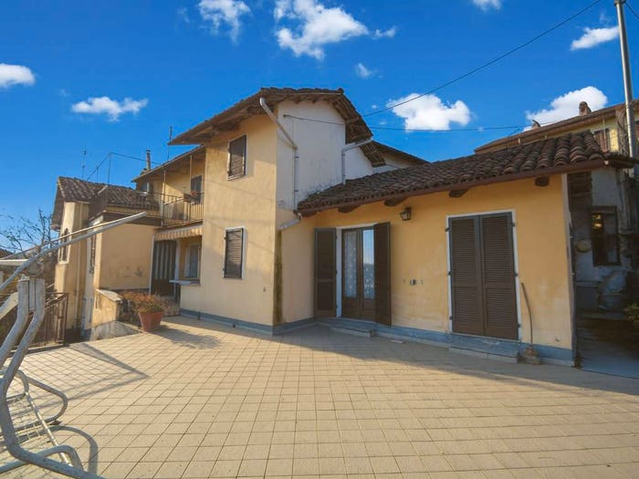 Casa con 5 locali in vendita in Via Caretto, Centro, Castelnuovo Don Bosco