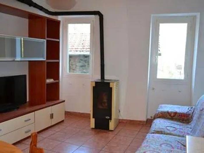 Appartamento trilocale in vendita in Vicolo Seta, Ceriana