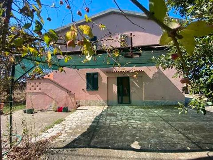 Casa con 5 locali in vendita in Marsiliana SNC, Marsiliana, Manciano