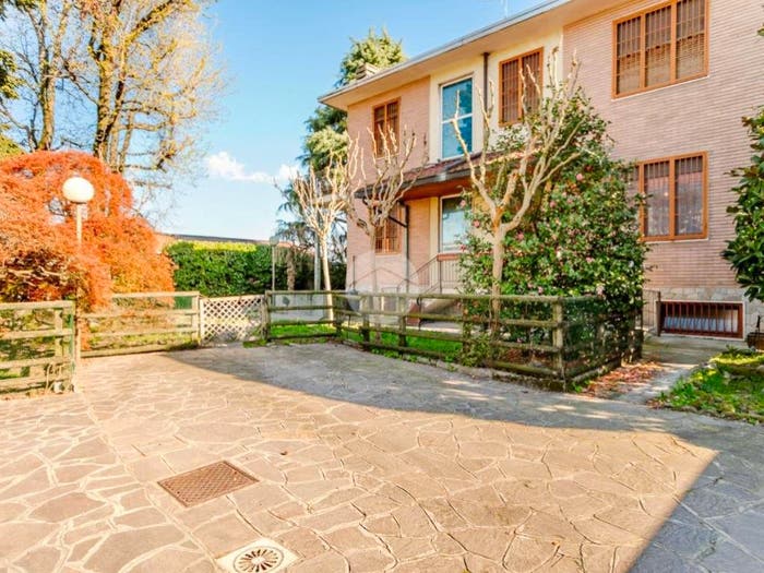 Casa con 6 locali in vendita in Via Arno, Cascina del Sole Cassina Nuova, Bollate