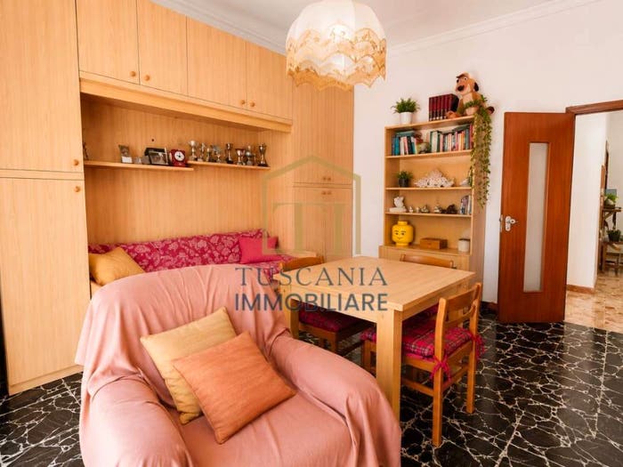 Appartamento quadrilocale in vendita in Viale dei Mille, Abbadia Campolungo, Colle di Val d'Elsa