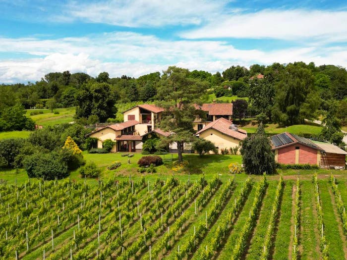 Casa con 6 locali in vendita in Via Isidoro, Centro, Bogogno