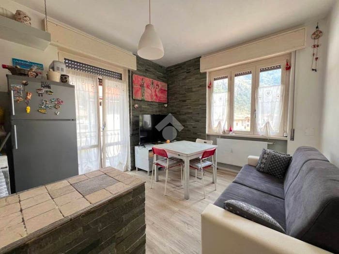 Appartamento bilocale in vendita in Via Carpignolo, Centro, Ardesio