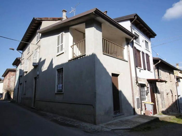 Casa quadrilocale in vendita in Vicomarino, Ziano Piacentino