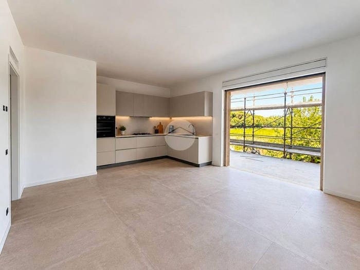 Appartamento trilocale in vendita in Via Pinarella, Tagliata, Cervia
