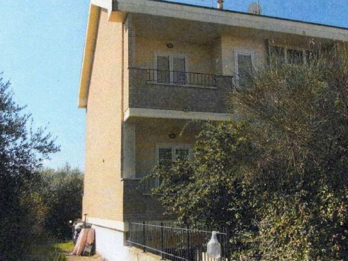 Casa con 6 locali in vendita in Via Pietro Nenni, Sant'Egidio alla Vibrata
