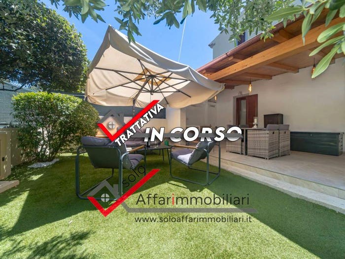 Casa trilocale in vendita in Via Cristoforo Colombo, Loiri, Loiri Porto San Paolo